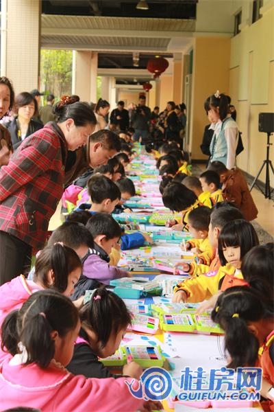 20140426让爱住我家绘画活动