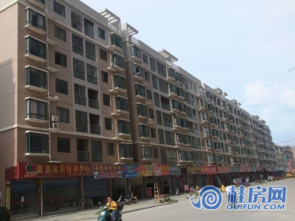 青青家园商铺实景图