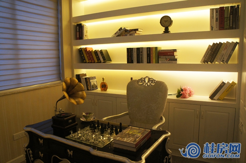 92㎡三房两厅样板间之书房