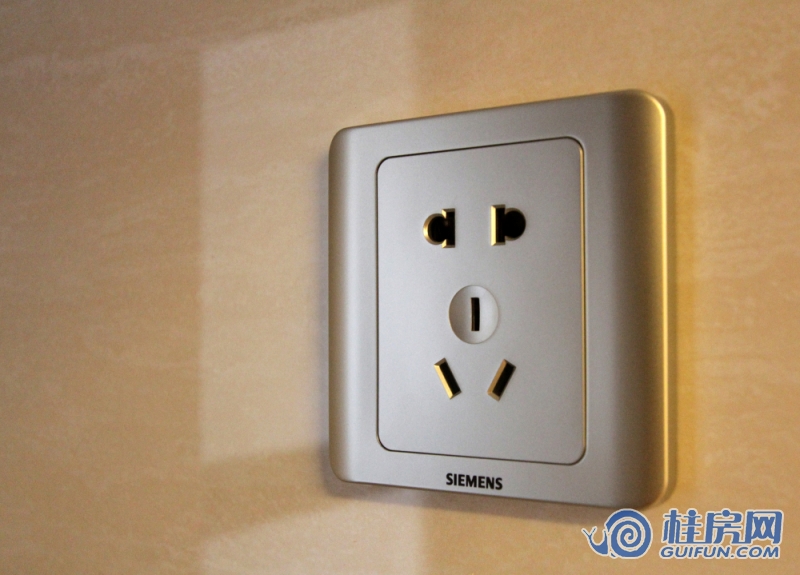 国奥城铂湾样板间开关、插座 (12)