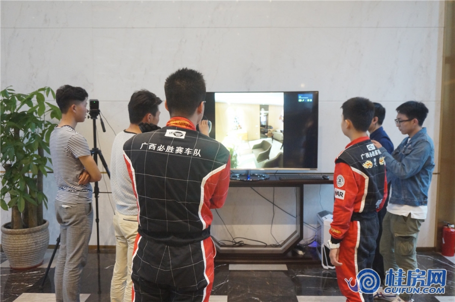 个人证件全3房2厅2卫1厨毛胚新房临近学校公园体育广场甲天下广场农贸大商场银行公交站 二手房