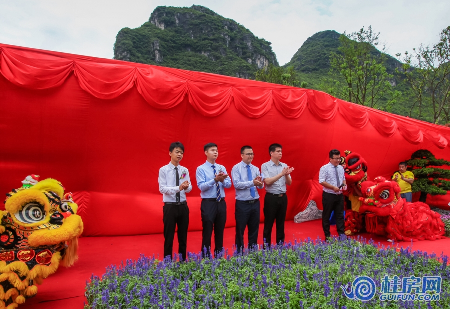 翡翠湾展示区开放01