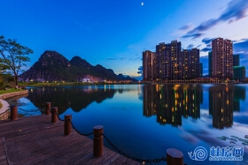 宜居小区展示⑪丨临桂两大以湖景为优势的楼盘，谁更胜一筹？