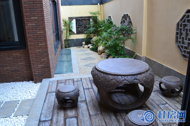 东方亭院样板间