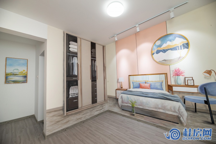 D户型102平样板间