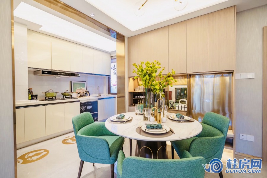 伴山雅集样板间——餐厅