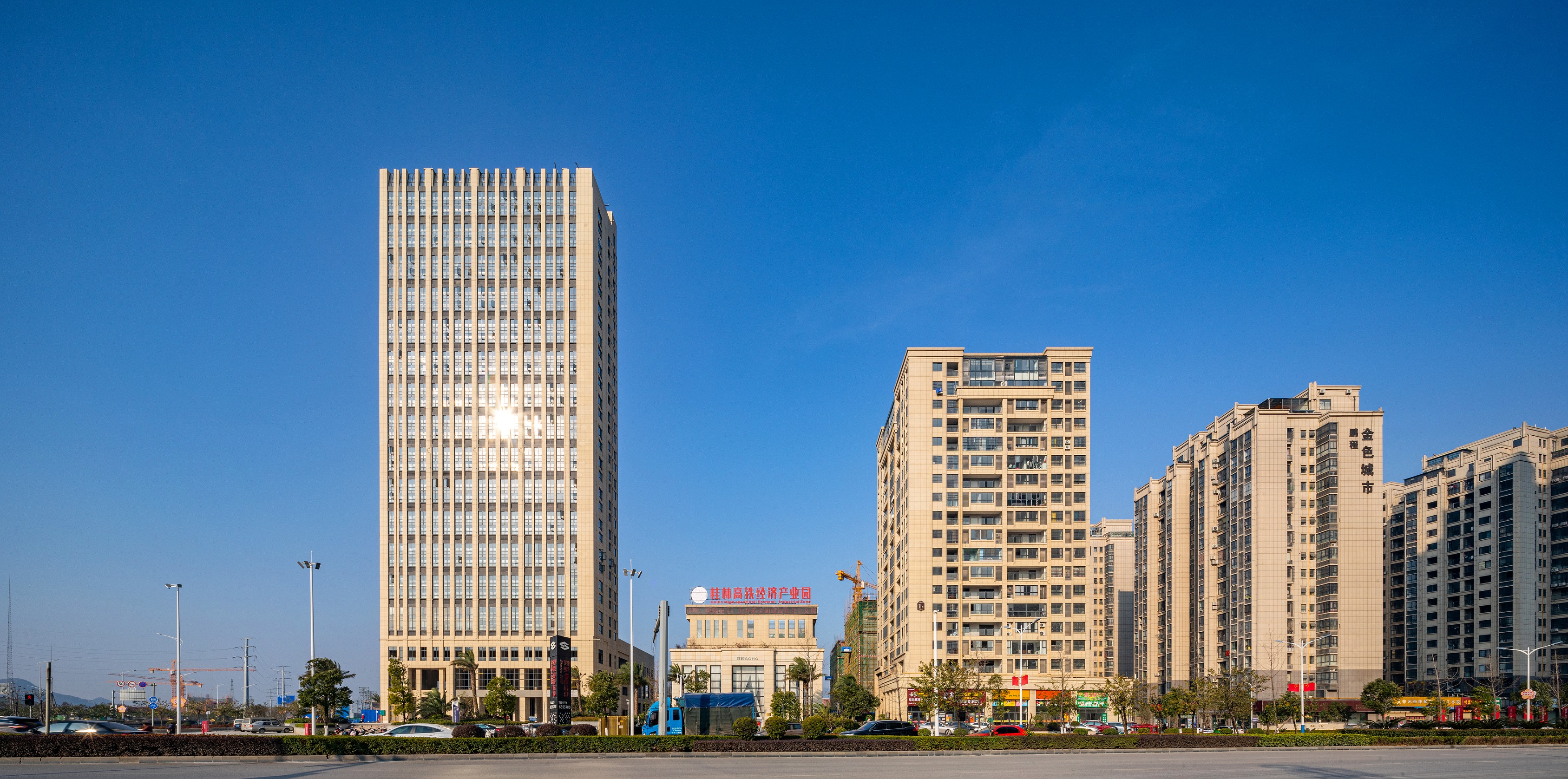 鹏程·金色城市实景图