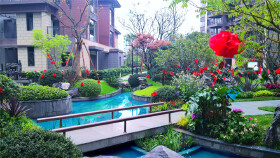 宜居小区展示⑨丨市政板块两大红盘，你觉得谁更厉害？