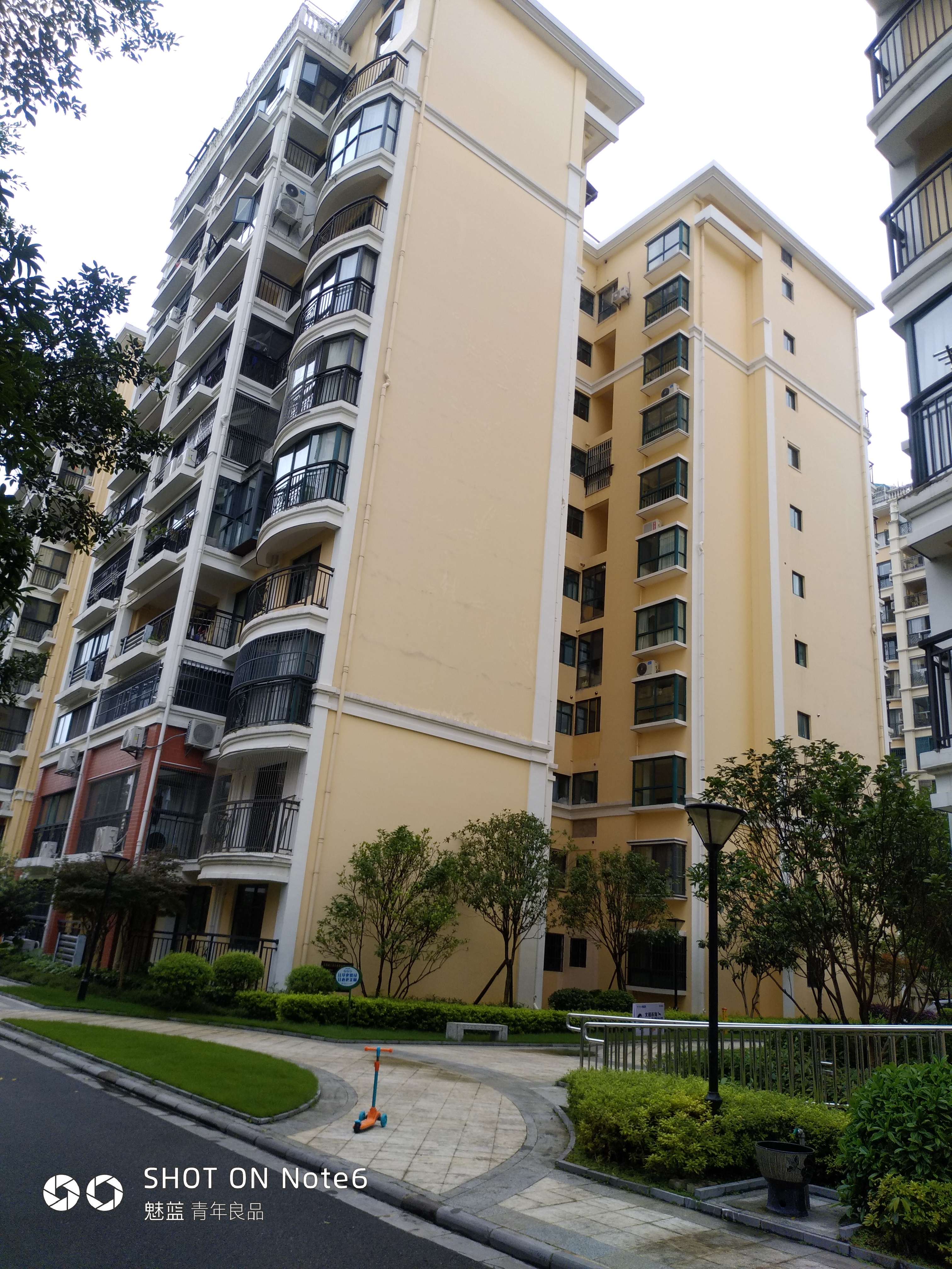 个人3房2厅2卫1厨毛胚新房临近学校公园体育中心广场甲天下广场农贸大商场银行公交站 二手房