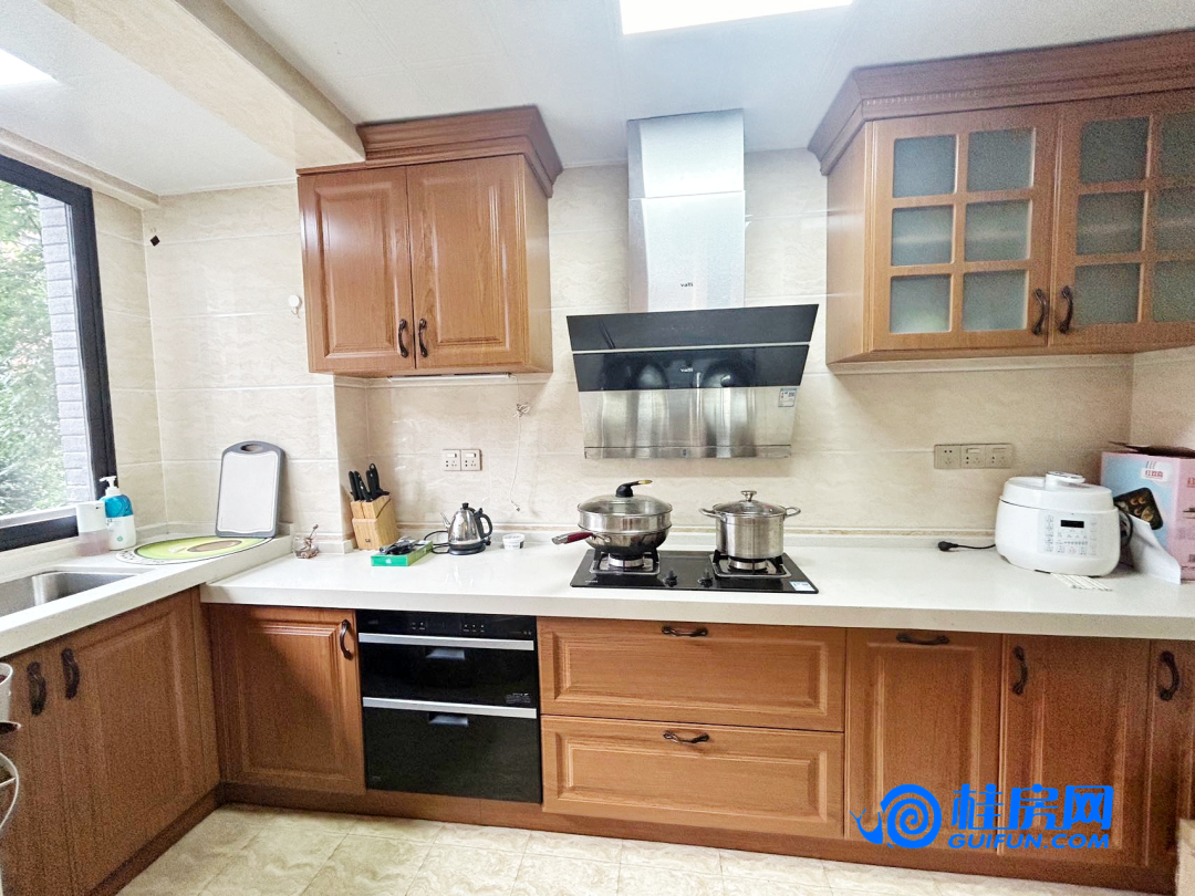  满五唯一，清华园稀缺豪装房降价急售 二手房