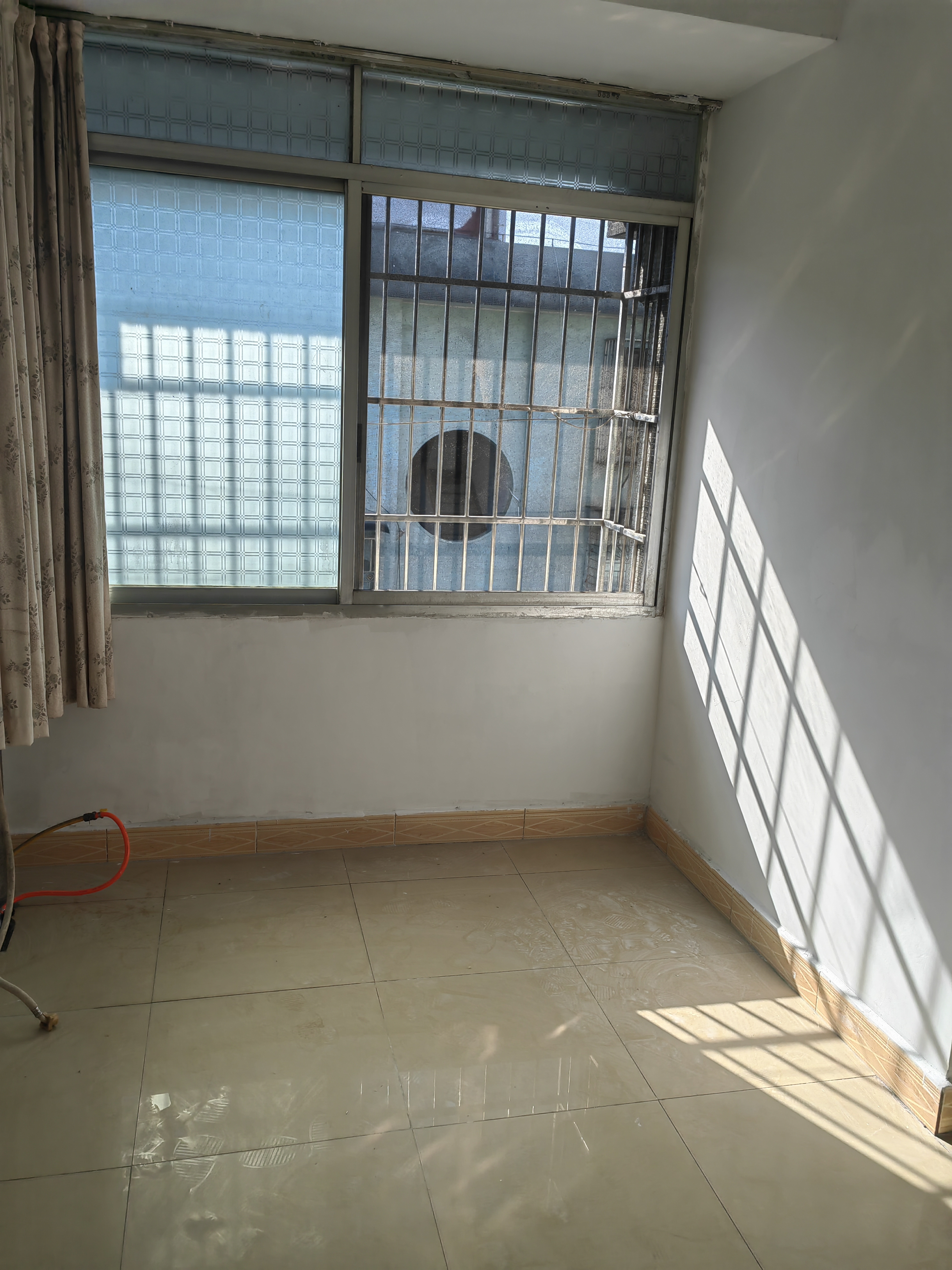 交了通方便小中高读书学区房 二手房