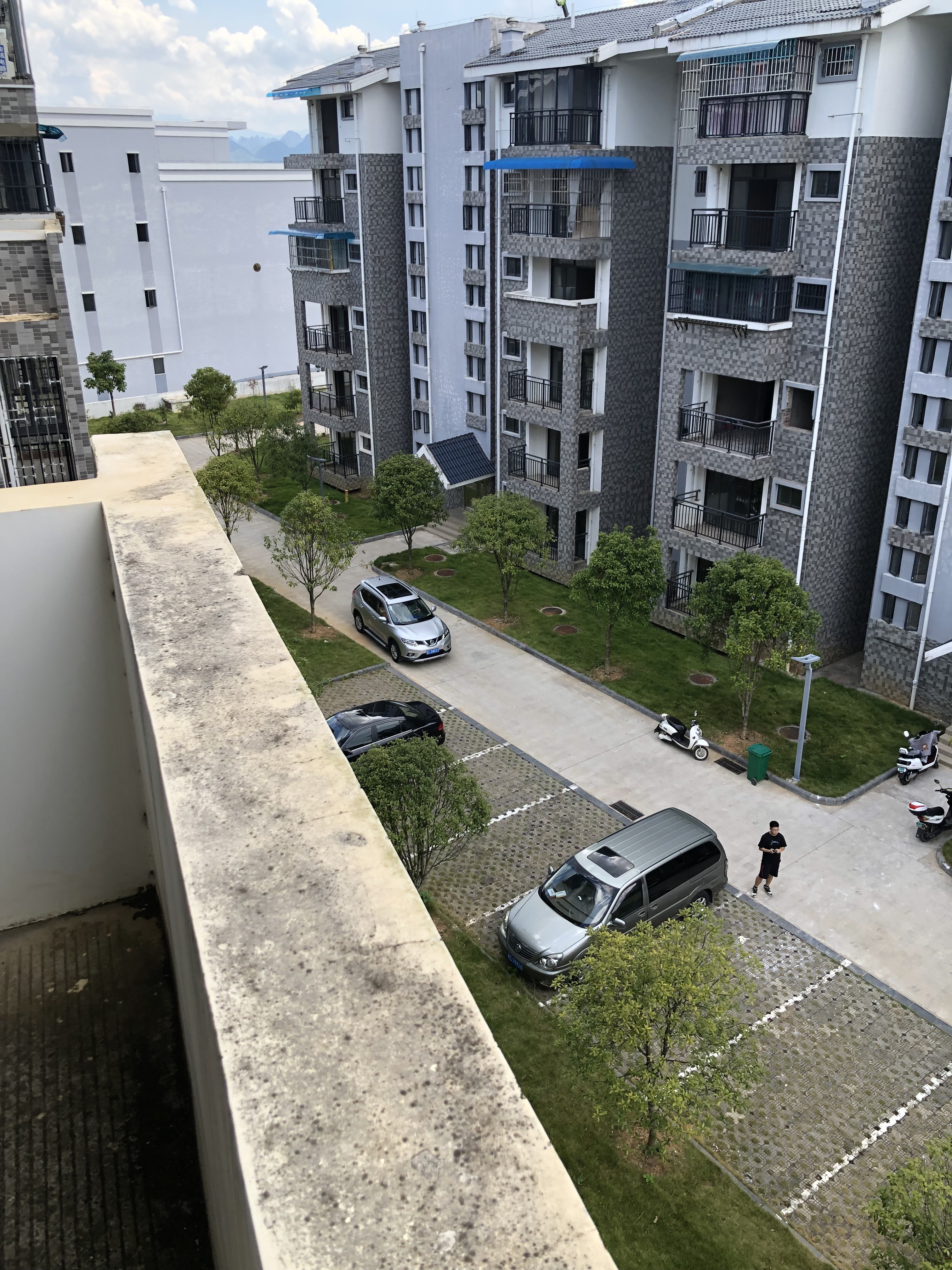 雁山师大，相思江奥林苑，3室2厅2卫，117..56㎡，毛坯，售价38万 二手房