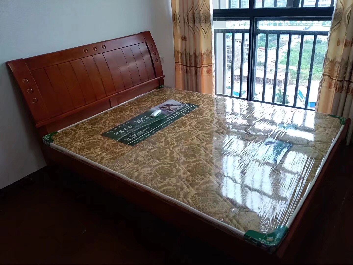 时代枫林商贸城，2室1厅1卫，80㎡，精装，租金800元/月 租房