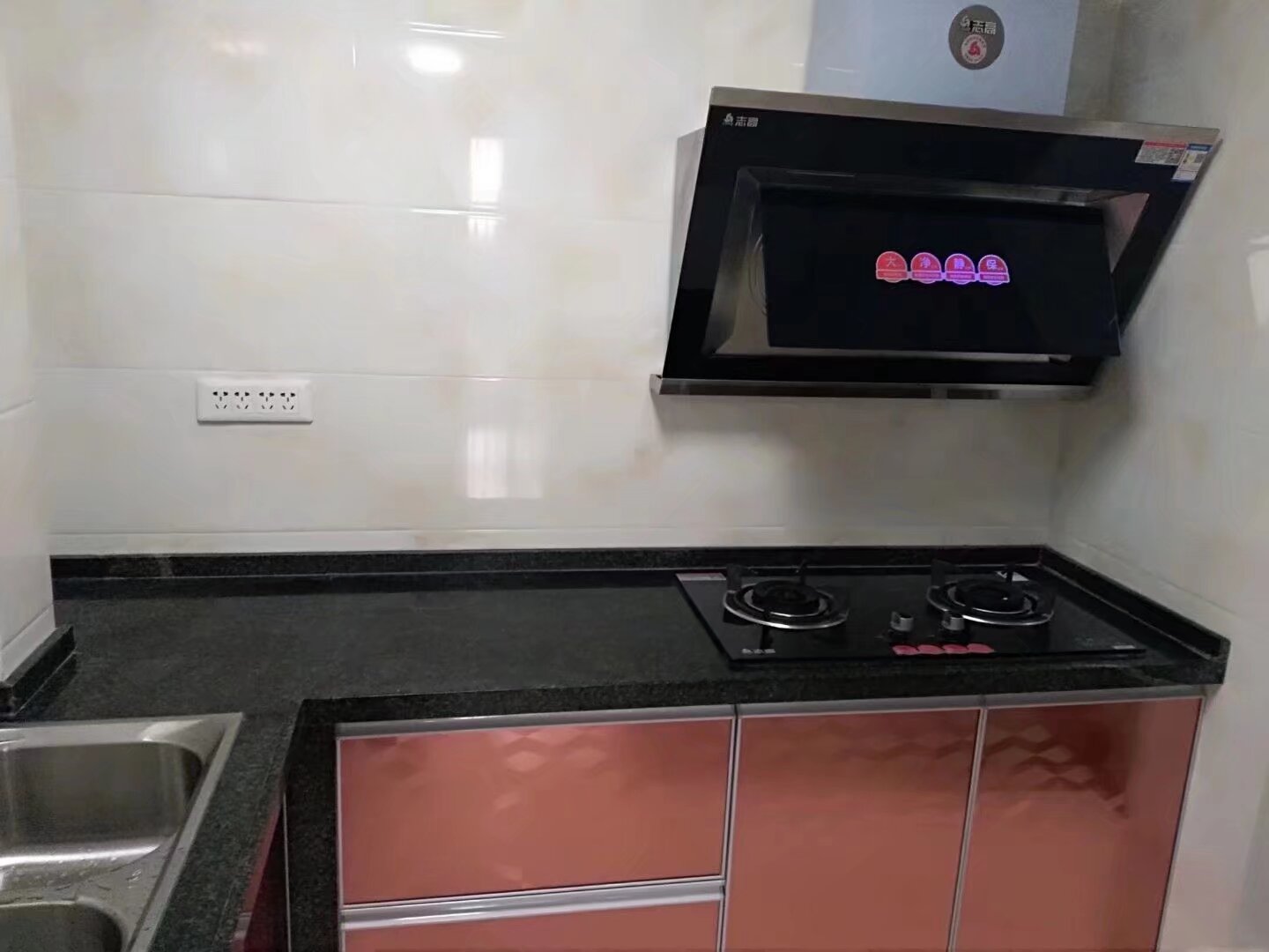 时代枫林商贸城，2室1厅1卫，80㎡，精装，租金800元/月 租房