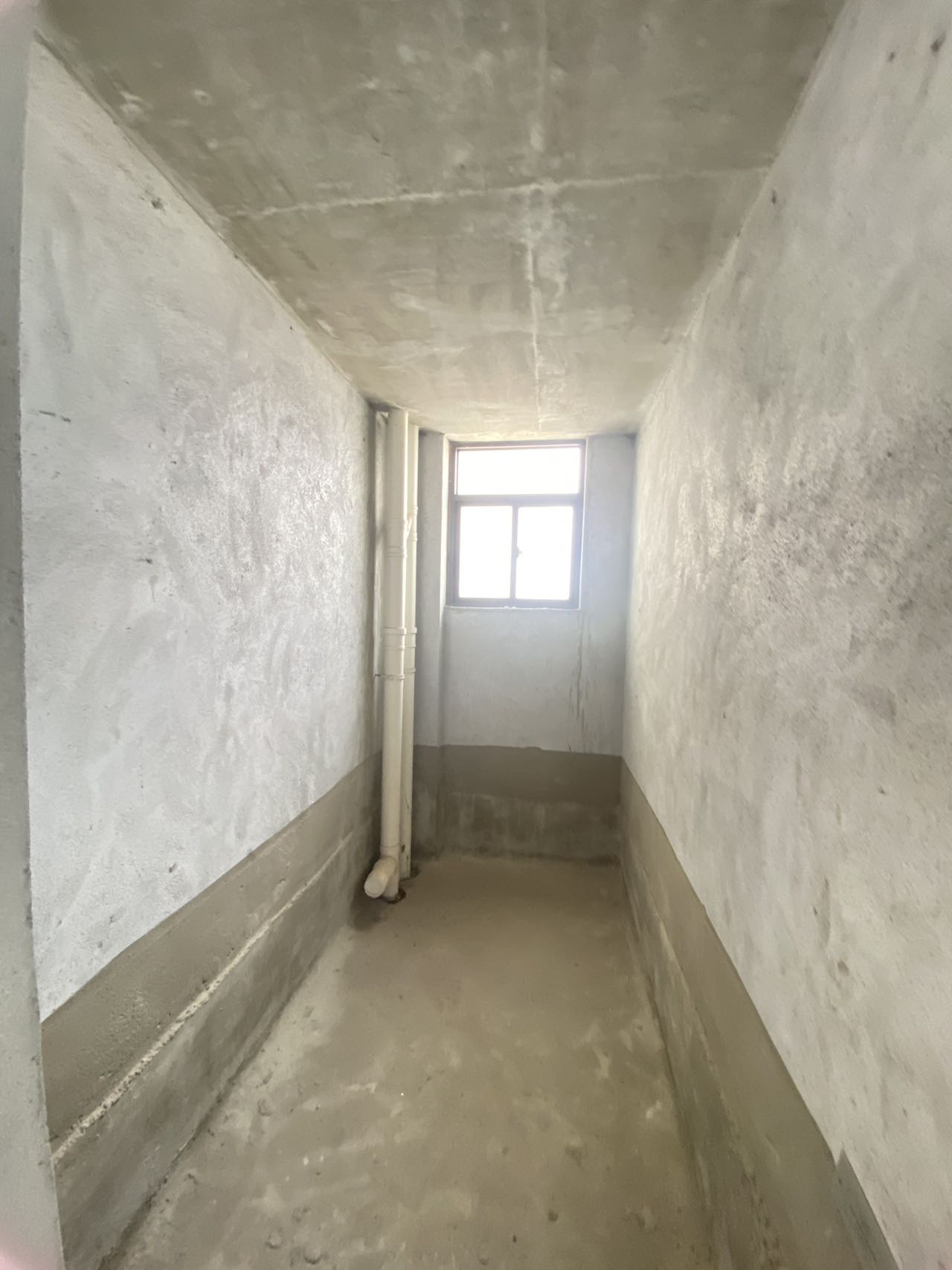 鑫屿金河阳光，4室2厅2卫，108㎡，毛坯，售价46.8万 二手房