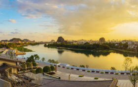 ​​七星区再推黄金地块：鸾西三区周边迎来新发展，核心区位赋能漓东CBD升级​